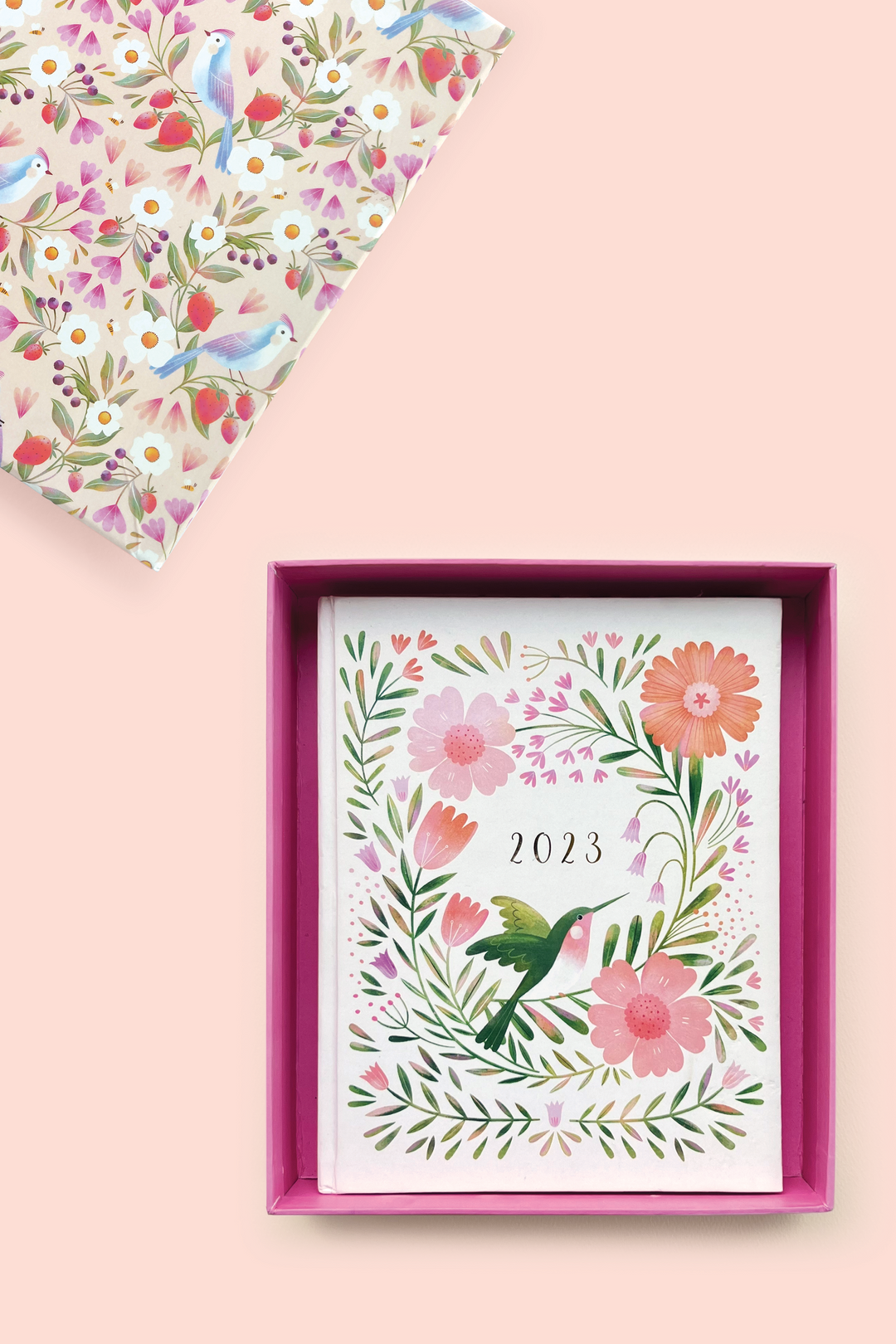 2023 Hummingbird Vines Planner